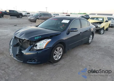 2010 Nissan Altima 2.5 S z USA, uszkodzony, nr VIN 1N4AL2AP9AN539679